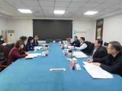 自治区科技厅、克拉玛依市领导进行交流座谈