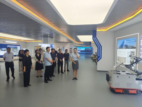 省科技厅副厅长李华峰带队调研唐山机器人产业